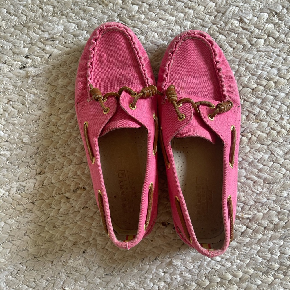 Hot pink Sperry loafer